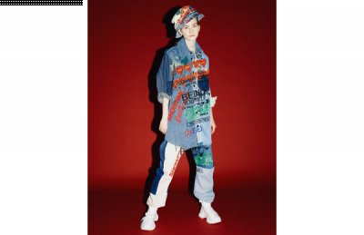 这边高端支线 Vivienne Westwood潮牌网店 Red Label 又推出了一组活力回收再造单品（Vivienne Westwood 红标 2022 循环再造系列公布）