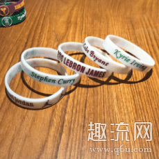 篮球手环有没有真假之分 篮球手环正品在哪里买