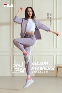 每天坚持六潮牌商城点起床跑步（由内而外塑造自我，FILA拿铁女孩新定义由张钧甯诠释）