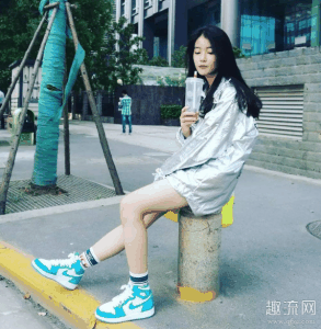 女生穿aj几好看潮牌汇潮牌网 女生穿aj是什么意思（女生穿aj几好看 女生穿aj是什么意思）