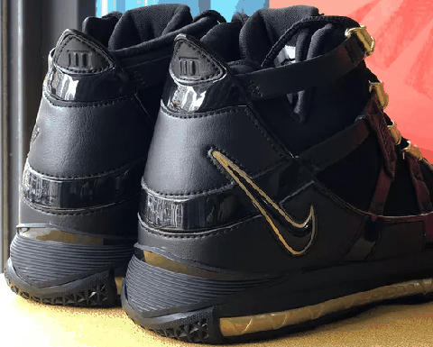ZOOM LEBRON 3 黑金开箱测评 ZOOM LEBRON 3 黑金实物欣赏