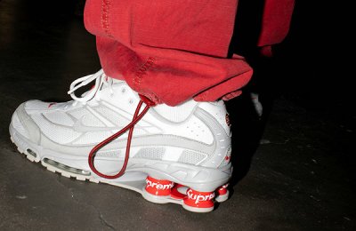 Supreme x 耐克全新联名 Shox Ride 2 鞋款系列公布