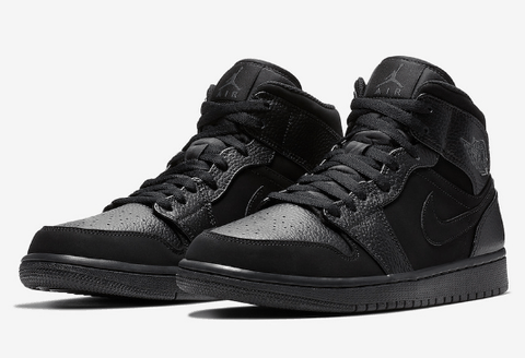 拥有相似鞋型价格却低不少的 Air Jorda潮牌汇潮牌网n 1 Mid 似乎就成了性价比超高的替代品 主要是性价比高（AJ1 Mid “Triple Black” 在哪买 AJ1 Mid “Triple Black” 实物欣赏）