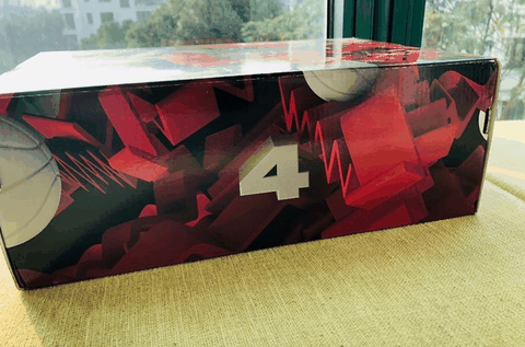KYRIE 4 德鲁大叔静态开潮牌品牌箱 KYRIE 4 德鲁大叔实物欣赏（KYRIE 4 德鲁大叔静态开箱 KYRIE 4 德鲁大叔实物欣赏）