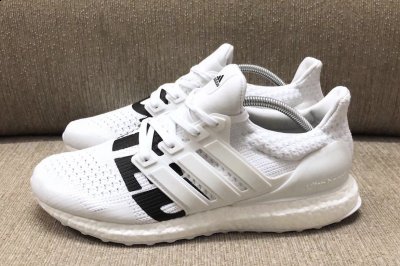 相较于此潮牌品牌前版本（undefeated X UB4.0实物开箱 UB4.0 undefeated联名款实物赏析）