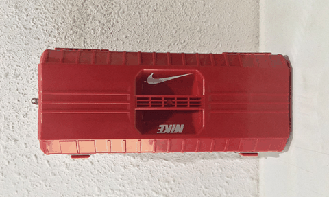  “倒转” 更有潮牌 “回顾” 之意（耐克AF1“倒转” 版怎么样 Nike Air Force 1“倒转”定制版 开箱图）