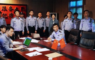 父母在老潮牌信息家务农（《警察荣誉》：现实题材剧的力量与感动）