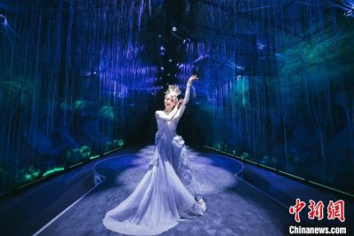 大型沉浸式实景演出《潮牌寻梦闽都》福州正式首演（大型沉浸式实景演出《寻梦闽都》福州正式首演）