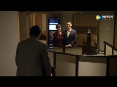 《玫瑰之战》，律潮牌汇潮牌网政女精英的穿搭指南（《玫瑰之战》，律政女精英的穿搭指南）