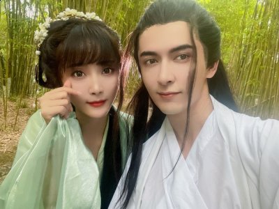 令率真、勇敢、自信与活潮牌汇潮牌网店泼写进年轻人的精神力量宝典（彭筝《太想念》最新MV搭档米热火爆全网）