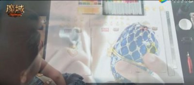 8位美女主播在抖音开启心动直播间 玩家最喜爱潮牌有哪些？（宠爱随行，挚爱一生！《魔域》X周大福致敬我们的黄金时代）