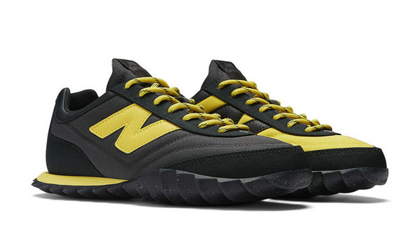  GANNI 欢快品牌 DNA 的黄色被作为主题色贯穿其中 哪种潮牌品牌（GANNI x New Balance 全新联名鞋款即将发售）