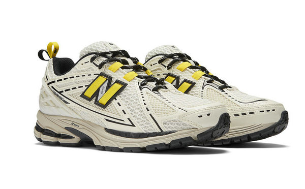  GANNI 欢快品牌 DNA 的黄色被作为主题色贯穿其中 哪种潮牌品牌（GANNI x New Balance 全新联名鞋款即将发售）