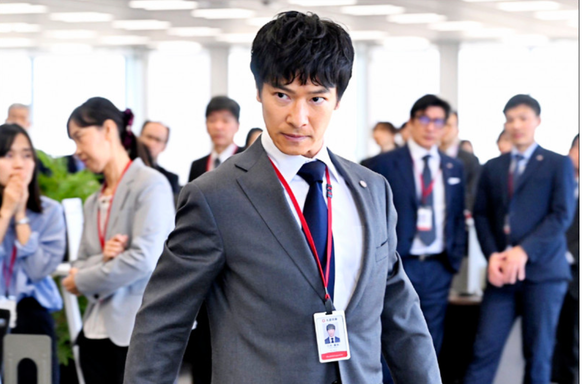 无论什麽角色我都要演！」 最后顺利参演 2023潮牌新款推荐（堺雅人耍狠观众惊呆 收视暴冲）