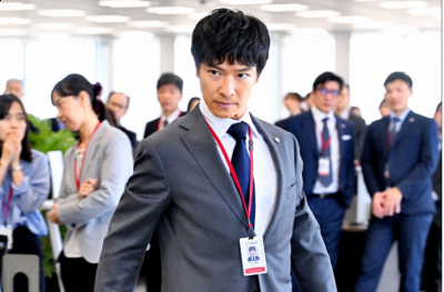 无论什麽角色我都要演！」 最后顺利参演 2023潮牌新款推荐（堺雅人耍狠观众惊呆 收视暴冲）