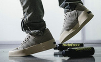 由 Jerry Lorenzo 主理的 Fear of God 与 adidas 携手打造的最新联名鞋款 Rivalry Low 86 曝光 街拍潮牌推荐(Fear of God x adidas 联名 Forum 86 Lo 鞋款曝光) 由 Jerry Lorenzo 主理的 Fear of God 与 adidas 携手打造的最新联名鞋款 Rivalry Low 86 曝光 街拍潮牌推荐(Fear of God x adidas 联名 Forum 86 Lo 鞋款曝光)