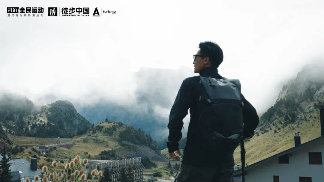 让我们一起期待抖音商城为整个消费市场带来更多惊喜吧！  2023年最新流行（以内容场+货架场加速口碑沉淀，抖音商城解锁运动品类圈层突围）