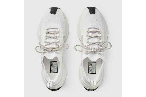 古驰全新 Gucci Run 鞋款潮牌信息系列开售，互锁双 G 点缀