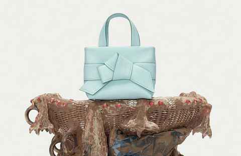 Acne Studios 全新“Musu潮牌信息bi Shoulder”胶囊包袋系列出炉