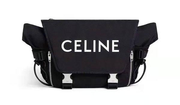 CELINE HOMME 2022 夏季“潮牌资讯Trekking”包袋系列亮相