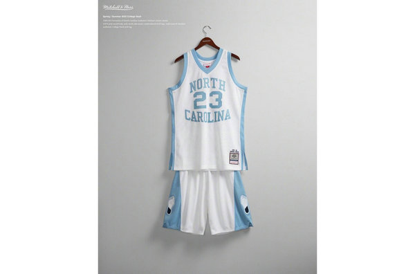 Mitchell ness 全新 Micha潮牌资讯el Jordan UNC 别注球衣系列出炉