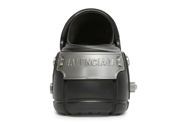 巴黎世家 x Crocs 202潮牌资讯2 春夏“HardCrocs”鞋款上市