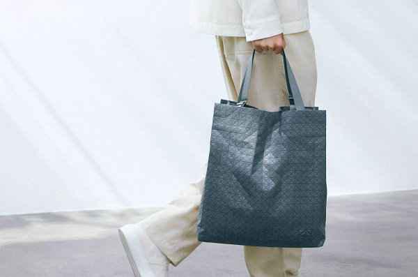 BAO BAO ISSEY MIYAKE 全潮牌信息新春季包袋系列释出