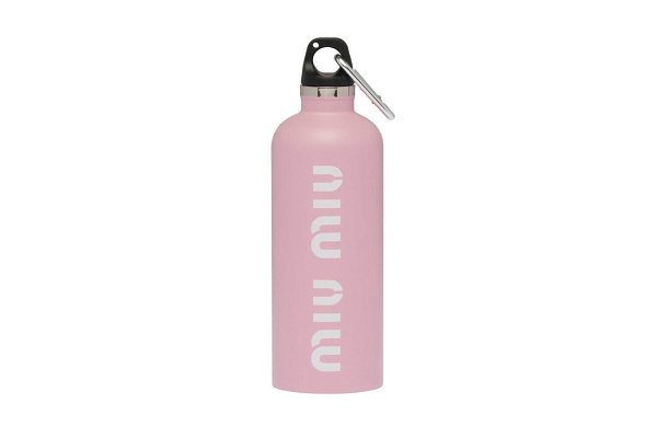 Miu Miu 全新“Miu Miu潮牌信息 Workout”运动配饰系列上架
