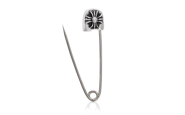 Chrome Hearts 克罗心全新潮牌资讯别针系列释出，两个版本