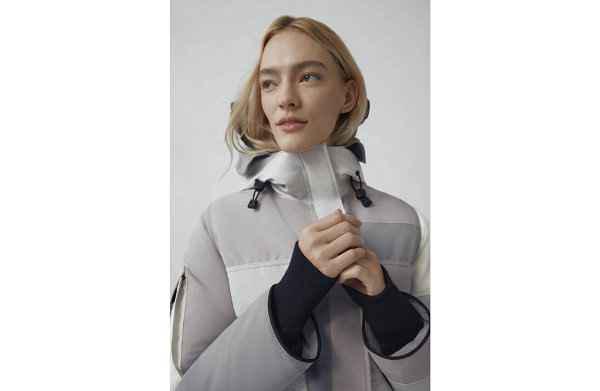 加拿大鹅日本限定单潮牌信息品“Patchwork Parka”亮相