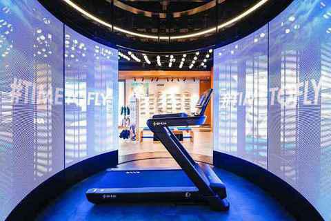 HOKA ONE ONE 全球首家直潮牌资讯营品牌体验店进驻上海