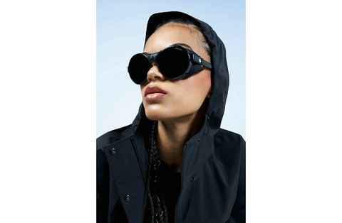 Moncler 盟可睐 2022 春夏潮牌资讯“MATT BLACK”系列 Lookbook 赏析
