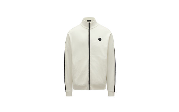 Moncler 盟可睐 2022 春夏潮牌资讯“MATT BLACK”系列 Lookbook 赏析
