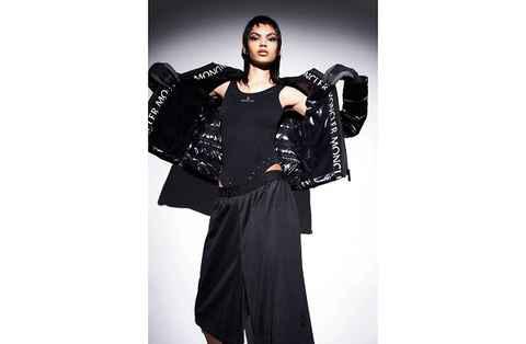 Moncler 盟可睐 2022 春夏潮牌资讯“MATT BLACK”系列 Lookbook 赏析