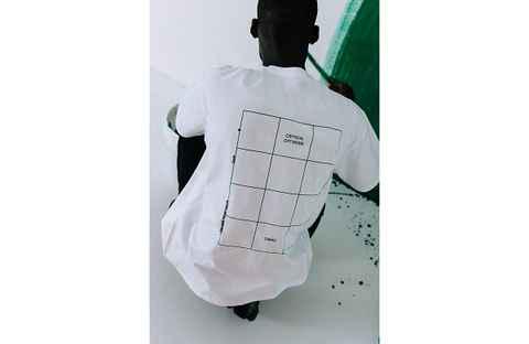 OAMC x Graphpaper 全新潮牌资讯联名定制 T-Shirt 亮相