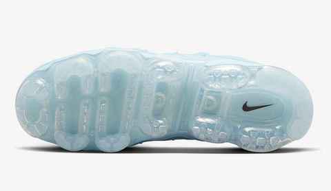 水蓝 Air VaporMax Plus 全新潮牌信息“University Blue”配色鞋款曝光