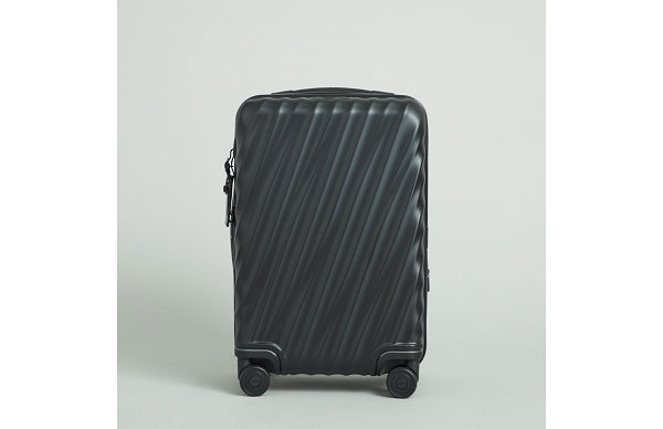 途明 TUMI x UNITED ARR潮牌资讯OWS 全新合作限定系列发布