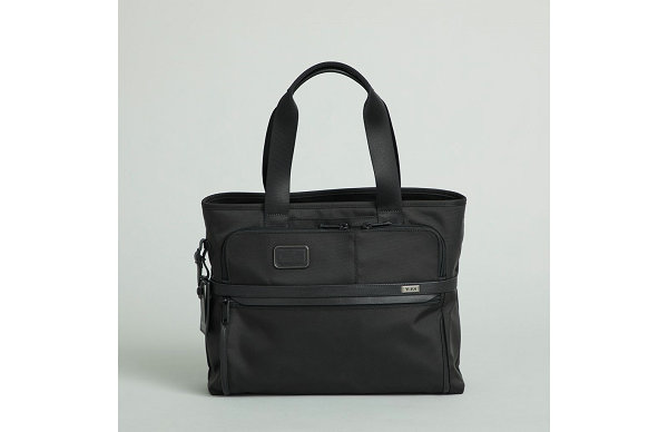 途明 TUMI x UNITED ARR潮牌资讯OWS 全新合作限定系列发布