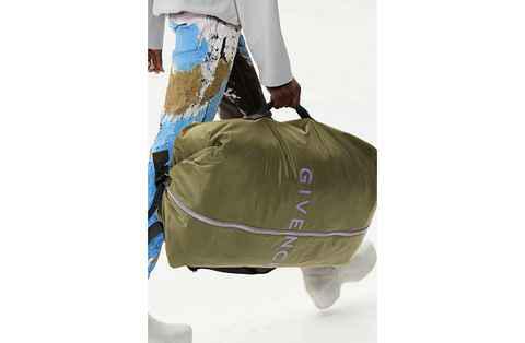 Givenchy 纪梵希全新潮牌资讯“G ZIP”包袋系列发布