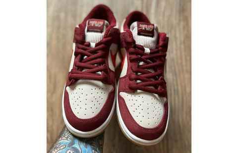 Skate Like a Girl x 耐克潮牌信息联名 Dunk SB 鞋款抢先预览