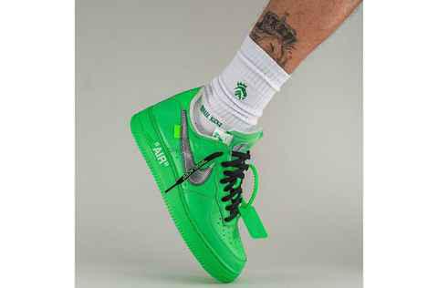 Off-White 联名 AF1“Lig潮牌资讯ht Green Spark”鞋款上脚图曝光