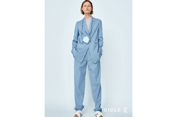 Icicle 之禾 2022 春夏女潮牌资讯装系列上市，水相盎然