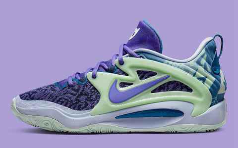 Nike KD 15 鞋款曝光，潮牌信息首发致敬小丑配色？