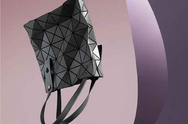 三宅一生 BAO BAO 全新“潮牌信息LUCENT BOXY”中国限定配色上市