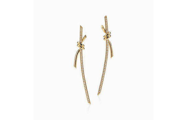 蒂芙尼全新珠宝系列“潮牌信息Tiffany Knot”亮相，向纽约致敬