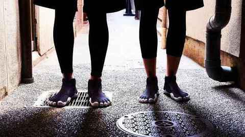 Vibram 全新 V-NEOP 五指鞋潮牌资讯黑白配色发布，经典方案