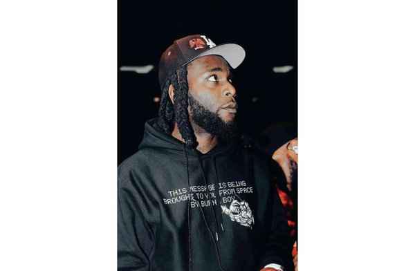 Awake NY x Burna Boy 全新潮牌信息联名巡演限定系列亮相
