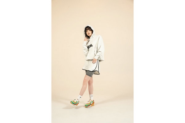 Atmos pink x 耐克联名“潮牌资讯WMNS NSW CIRCA”系列即将登场