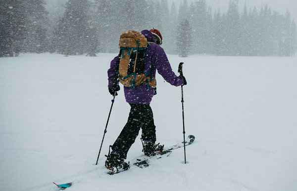 Burton 全新 GORE-TE潮牌信息X PRO Guide 夹克系列释出