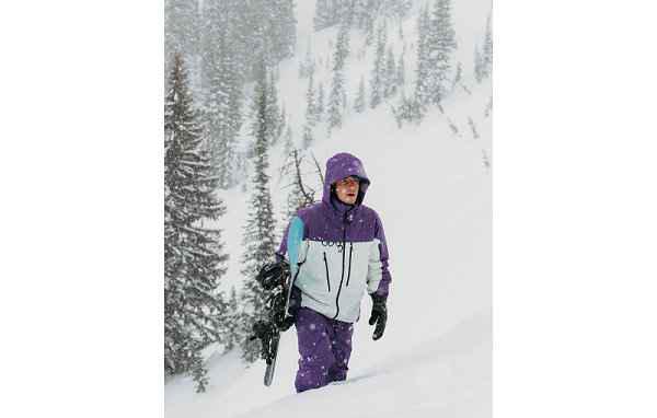 Burton 全新 GORE-TE潮牌信息X PRO Guide 夹克系列释出